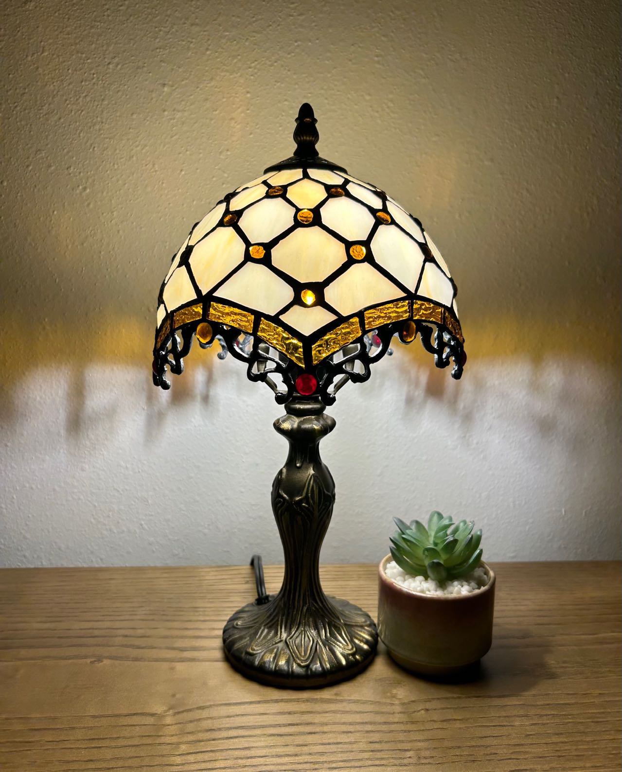 Astoria Grand Ingigerth Tiffany Mini Table Lamp Beige Stained Glass LED